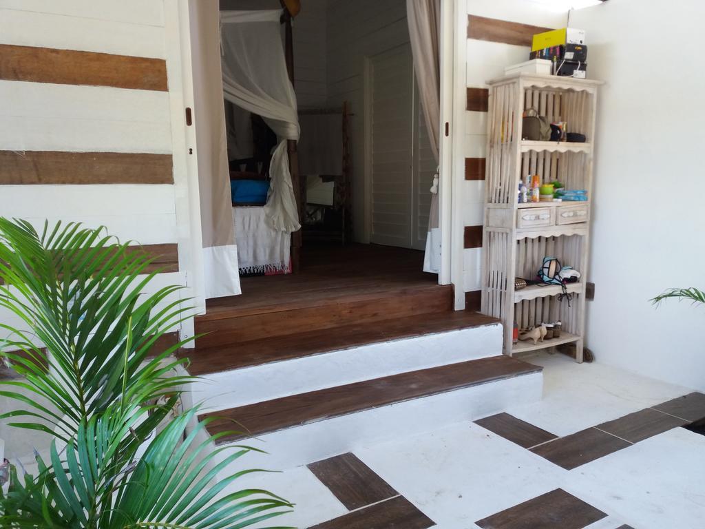 Wera Beach Kadumbul Extérieur photo