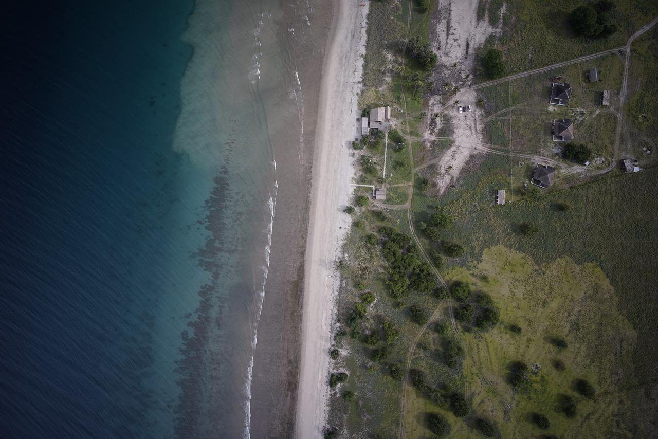 Wera Beach Kadumbul Extérieur photo