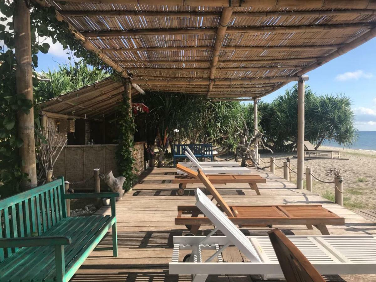 Wera Beach Kadumbul Extérieur photo